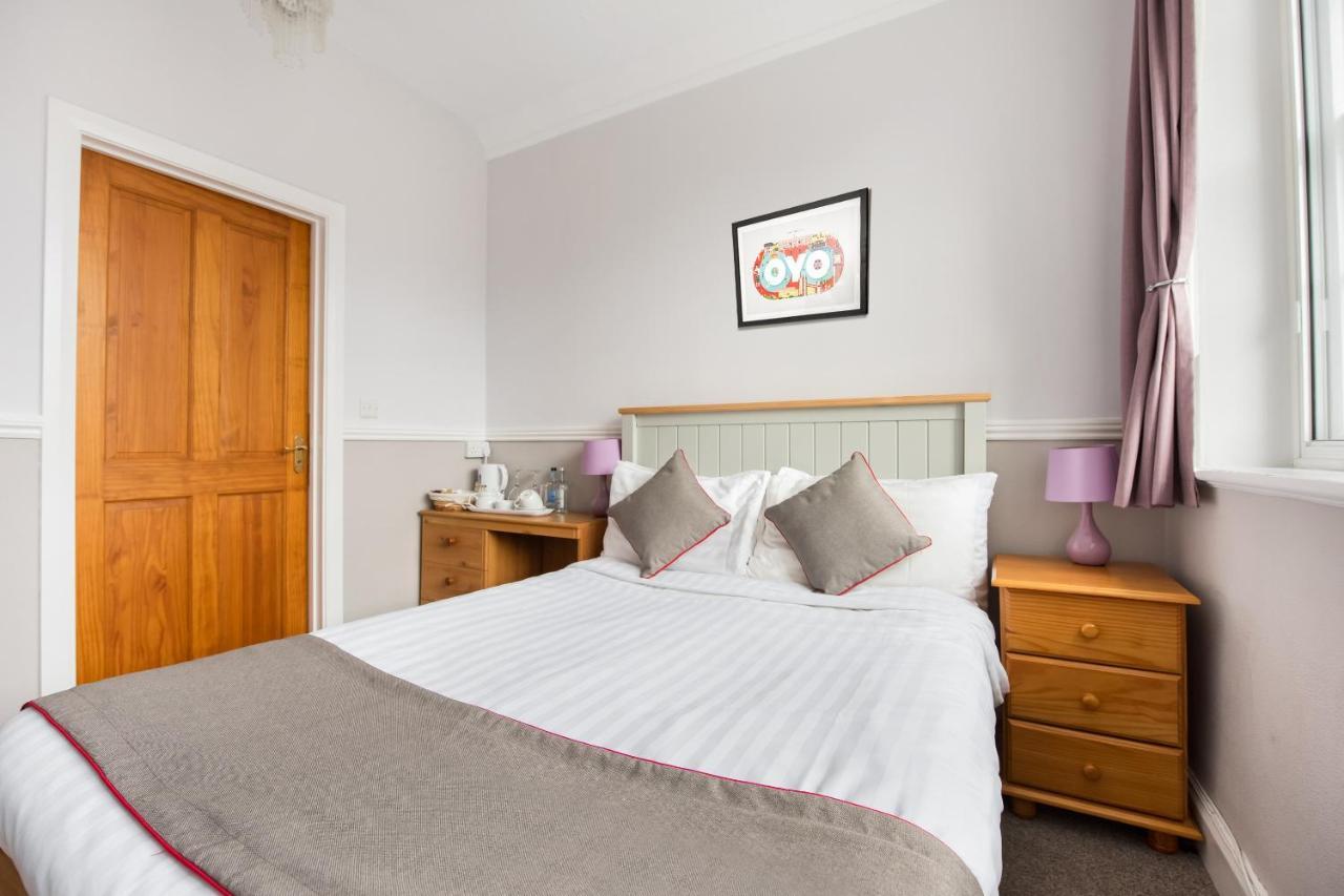 Oyo Timothy'S Hotel Tenby Luaran gambar