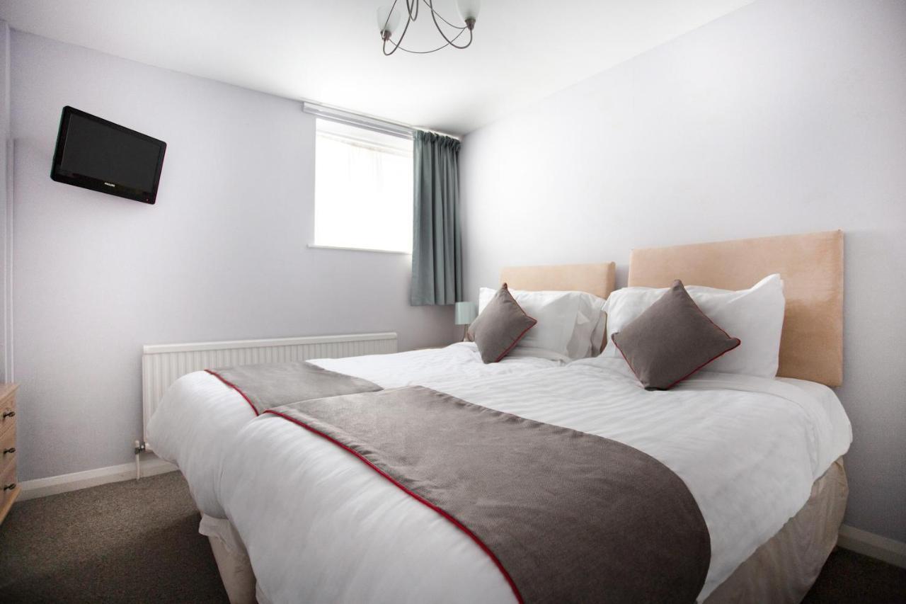 Oyo Timothy'S Hotel Tenby Luaran gambar
